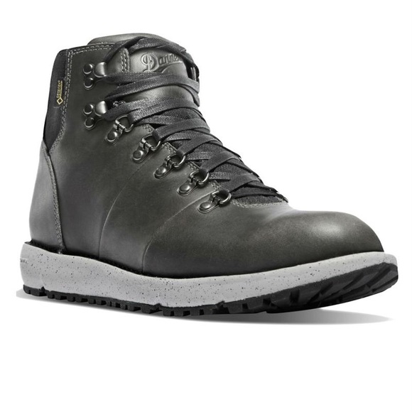 Other - Danners Men Vertigo 917 Boot